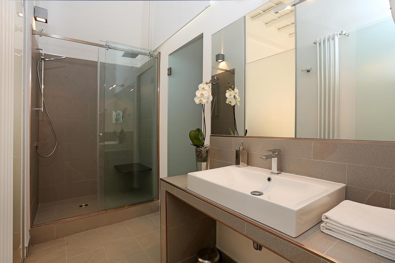 Bed and Breakfast Domus Croce Rzym Zewnętrze zdjęcie