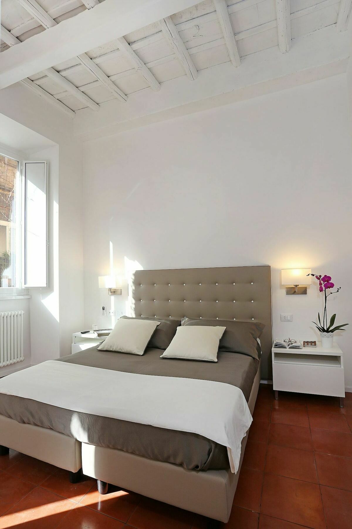 Bed and Breakfast Domus Croce Rzym Zewnętrze zdjęcie